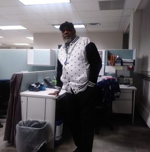 Meet your Posher, Jeffery